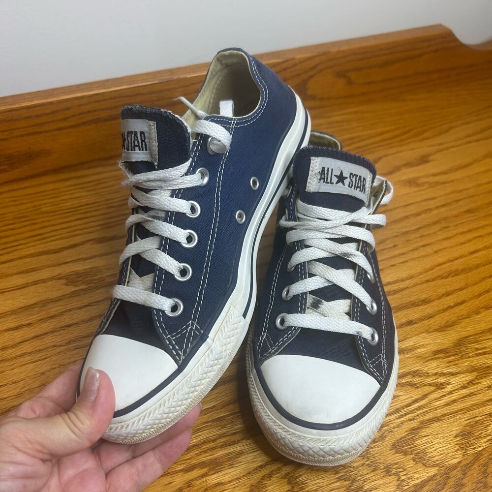 Converse All*Star Size 9 Chuck Taylor Sneaker Athletic Casual Vintage